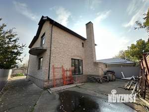 Дом 330м², 3-этажный, участок 5 сот.  