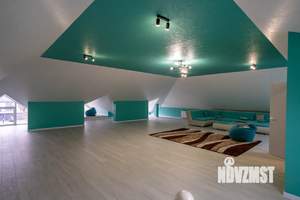 Дом 550м&sup2;, 3-этажный, участок 10 сот.  