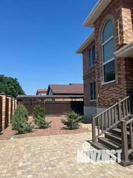 Дом 238м&sup2;, 2-этажный, участок 8 сот.  