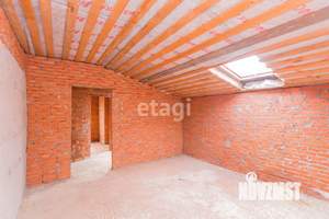Дом 180м², 2-этажный, участок 4 сот.  