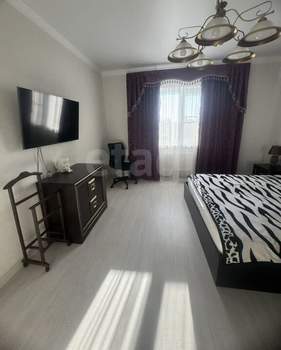 Дом 261м&sup2;, 3-этажный, участок 10 сот.  