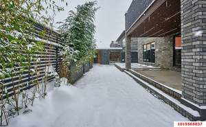 Дом 266м&sup2;, 2-этажный, участок 4 сот.  