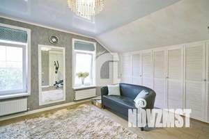 Дом 130м², 2-этажный, участок 5 сот.  