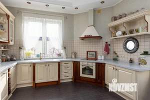Дом 267м², 2-этажный, участок 4 сот.  
