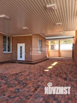 Дом 350м&sup2;, 2-этажный, участок 10 сот.  