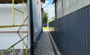 Дом 204м&sup2;, 2-этажный, участок 9 сот.  