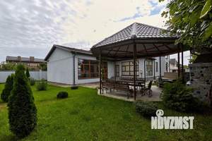 Дом 300м&sup2;, 2-этажный, участок 10 сот.  