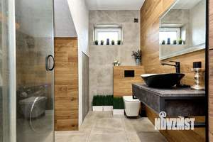 Дом 125м&sup2;, 2-этажный, участок 4 сот.  