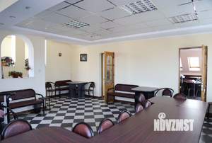 Дом 220м&sup2;, 2-этажный, участок 8 сот.  