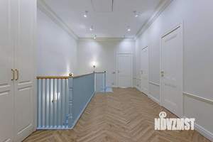 Дом 245м², 2-этажный, участок 4 сот.  