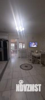 Дом 140м², 2-этажный, участок 4 сот.  