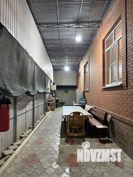 Дом 400м&sup2;, 2-этажный, участок 6 сот.  