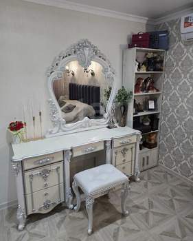 Дом 212м&sup2;, 2-этажный, участок 4 сот.  