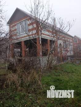 Дом 140м&sup2;, 3-этажный, участок 5 сот.  