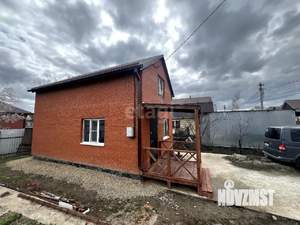 Дом 61м&sup2;, 2-этажный, участок 4 сот.  