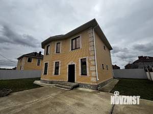 Дом 195м&sup2;, 2-этажный, участок 5 сот.  