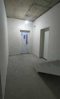 Дом 220м&sup2;, 2-этажный, участок 6 сот.  