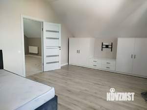 Дом 165м&sup2;, 2-этажный, участок 4 сот.  