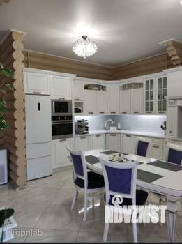 Дом 300м², 3-этажный, участок 8 сот.  