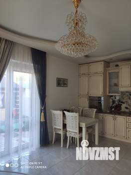 Коттедж 145м&sup2;, 2-этажный, участок 6 сот.  