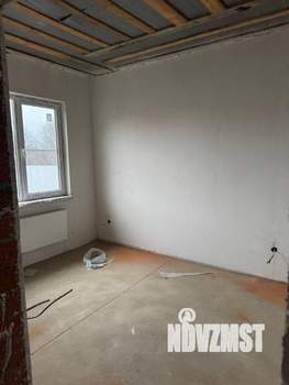 Дом 100м&sup2;, 1-этажный, участок 4 сот.  