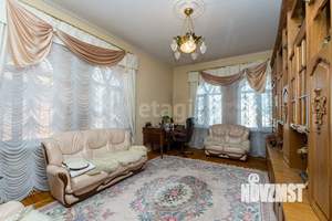 Дом 556м², 3-этажный, участок 10 сот.  
