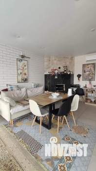 Дом 135м&sup2;, 2-этажный, участок 3 сот.  