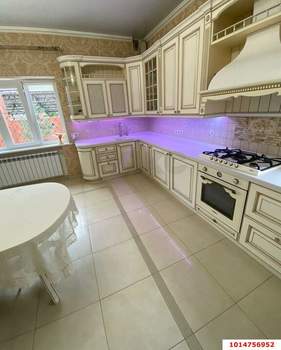 Дом 240м², 2-этажный, участок 4 сот.  