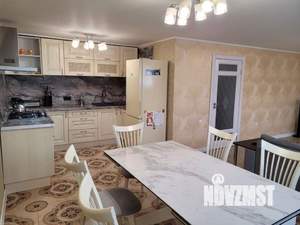 Дом 140м², 2-этажный, участок 6 сот.  