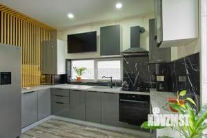 Дом 80м&sup2;, 2-этажный, участок 2 сот.  