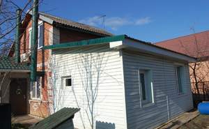 Дом 100м&sup2;, 2-этажный, участок 7 сот.  