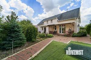 Дом 140м&sup2;, 2-этажный, участок 4 сот.  