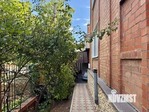 Дом 390м², 3-этажный, участок 8 сот.  