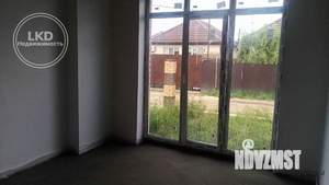 Дом 1600м², 2-этажный, участок 6 сот.  