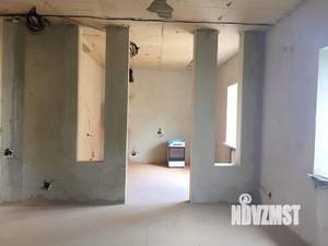 Дом 209м&sup2;, 2-этажный, участок 4 сот.  