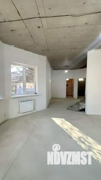 Дом 180м&sup2;, 2-этажный, участок 6 сот.  