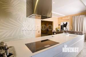 Коттедж 769м&sup2;, 3-этажный, участок 30 сот.  