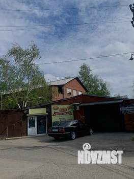 Дом 1490м², 3-этажный, участок 15 сот.  
