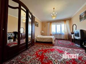 Дом 340м&sup2;, 2-этажный, участок 10 сот.  