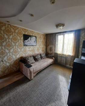 Дом 77м&sup2;, 2-этажный, участок 4 сот.  