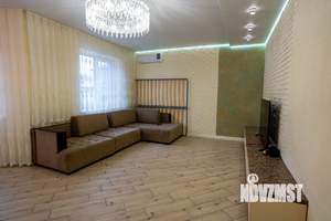 Дом 175м&sup2;, 2-этажный, участок 6 сот.  