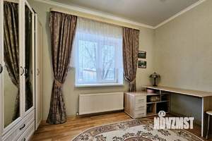 Дом 76м&sup2;, 2-этажный, участок 8 сот.  