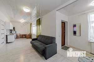 Дом 140м&sup2;, 2-этажный, участок 4 сот.  