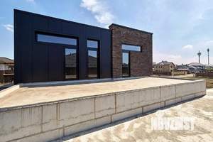 Дом 190м&sup2;, 2-этажный, участок 4 сот.  