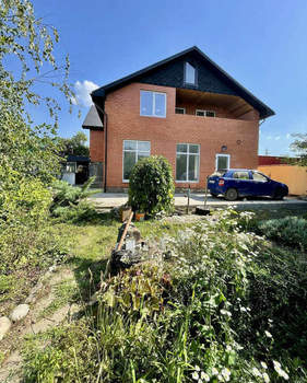 Дом 248м&sup2;, 3-этажный, участок 796 сот.  