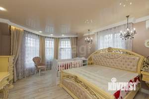 Дом 216м², 2-этажный, участок 10 сот.  