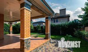 Дом 180м², 1-этажный, участок 7 сот.  