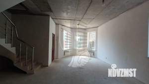 Дом 107м&sup2;, 2-этажный, участок 4 сот.  