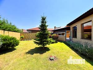 Дом 180м&sup2;, 1-этажный, участок 10 сот.  