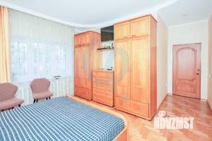 Дом 250м², 2-этажный, участок 9 сот.  